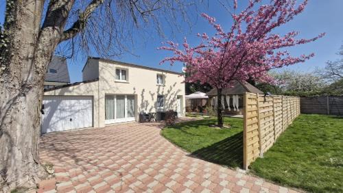 Les Breviaires House | Les Trois Palmiers - Jardin, Jacuzzi privatifs