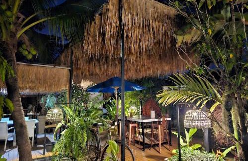 Si Sunthon Villa | Lespalm Taraburi Pool Villa SHA Plus