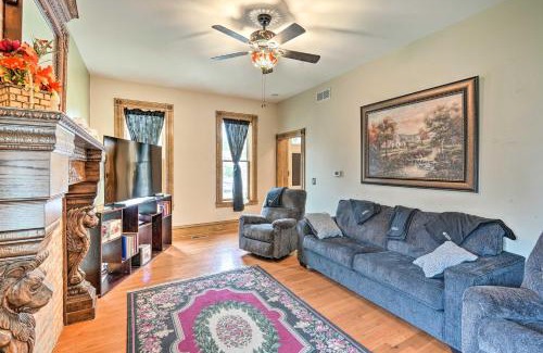 Dubuque House | Less Than 1 Mi to Downtown Historic Dubuque Gem!