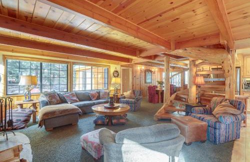 Sunnyside House | Less Than 1 Mi to Lake Tahoe Beaches Home with Fire Pit!