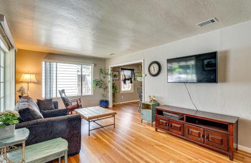 Sacramento House | Less Than 1 Mi to Oakland As Park West Sacramento Home