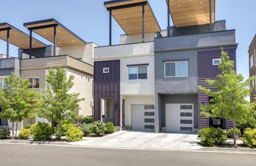 Old Southwest House | Less Than 2 Mi to Dtwn Reno Gem with Rooftop Patio!
