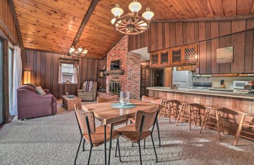 Higgins Lake House | Less Than 3 Mi to Higgins Lake Roscommon Cabin with Deck