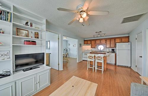 Terramar Beach House | Less Than Half-Mi to Beach Cozy Home with Deck in Galveston