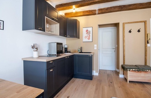 Tours City Centre Apartment | Let's get some height
