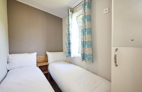 Leven Resort | Letham Feus Lodge and Caravan Park