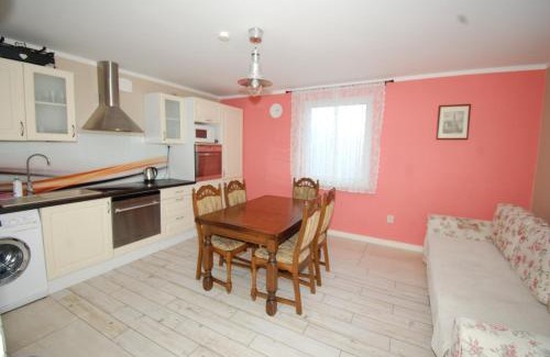 Sobienie Jeziory House | Letnia Oaza "Kalina"