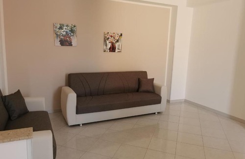 Borgetto Apartment | Letos