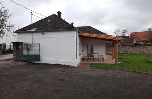 Kovagoors House | Letti Vendégház