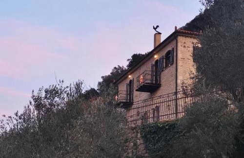 Karitena Villa | Levantes Mansion