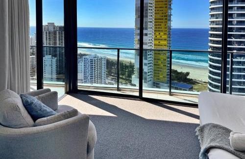 Broadbeach Apartment | Level 30 Oracle Tower 2 Stunning views and free parking - GC Getaways