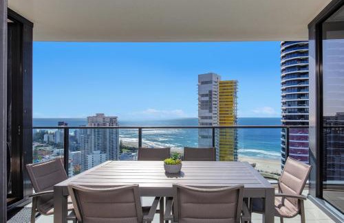 Broadbeach Apartment | Level 30 Oracle Tower 2 Stunning views and free parking - GC Getaways