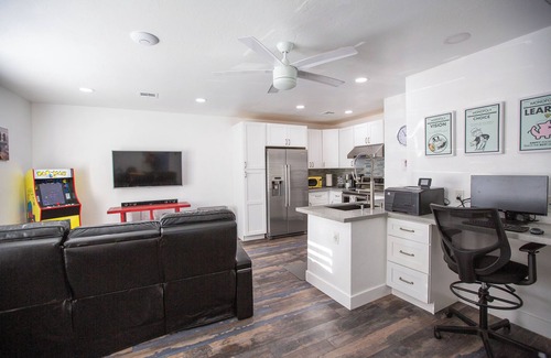 Paradise Valley Village House | Level Up! At Coco Casita East