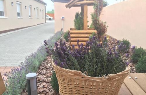 Gyor House | Levendula Vendégház