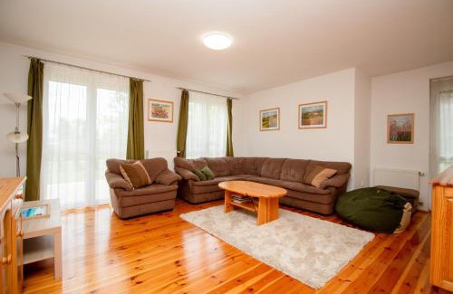 Balatonoszod Villa | Levendula Villa