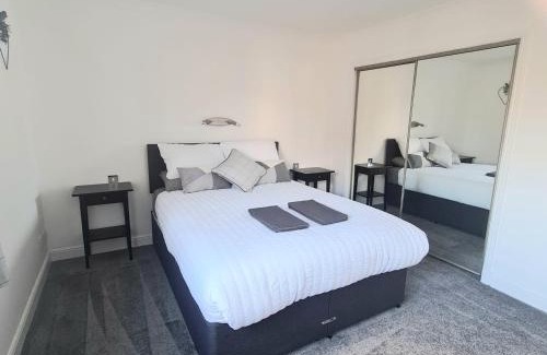 Balloch Apartment | Levenside Holiday Apartment, Balloch, Loch Lomond