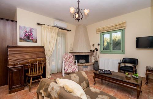 Klismata Villa | Leventis Villas Complex with Sharing Pool