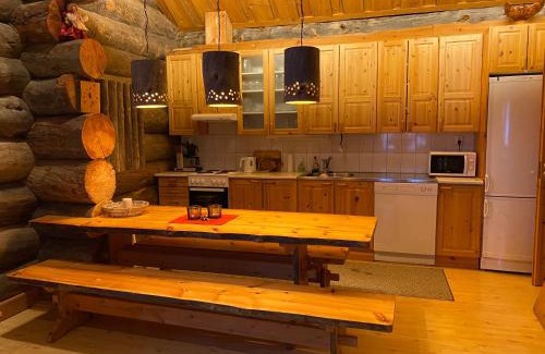 Sirkka Ski Chalet | Levi Log Cabin - Viprakka 4A