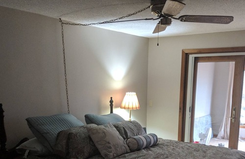 Yankton House | Lewis and Clark Lake Area Home