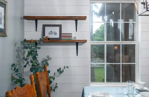 Alabaster House | Lewis House