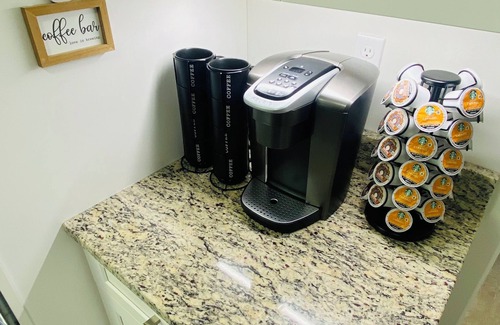 Cumberland Hill House | LexFunZone! Fam/Friendly Oasis! Great Park/Neighborhd! Hottub! GameRm! Sleep 8!