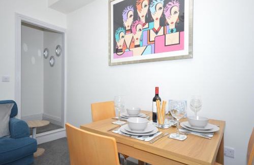 Stoke-on-Trent Apartment | Lexicon House - 4 bedrooms 3 bathrooms