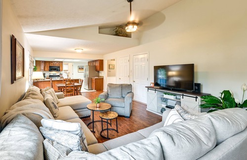 Keene House | Lexington Home ~ 5 Mi to University of Kentucky!