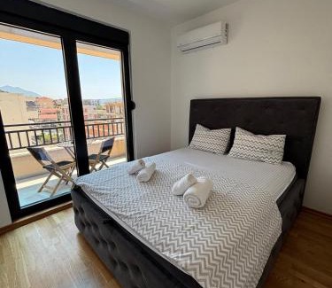Tomicici Apartment | Lexora Apartment