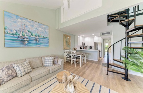 Placida Condo | LGI HIDEAWAY! Includes golf cart & pool access!