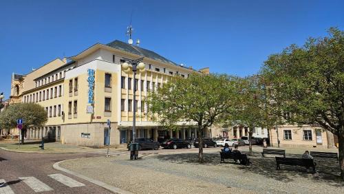 Kutna Hora Hotel | LH Hotel Mědínek Old Town