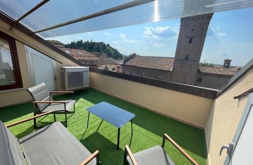 Centro Urbano Apartment | LHE Central View Boutique