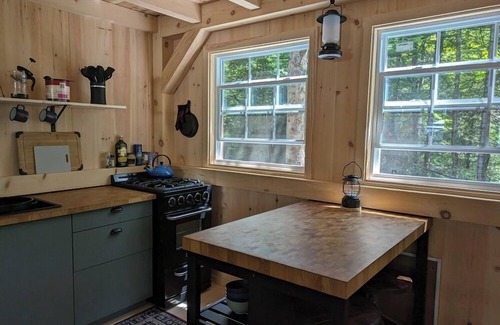 Lac-Saguay Cabin | Lièvre Rouge- Refuge en forêt