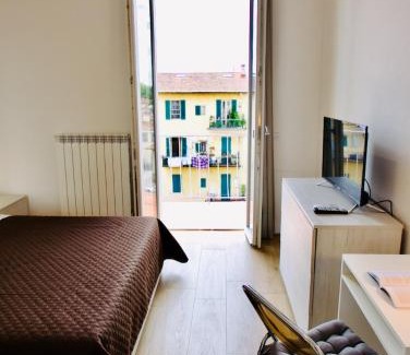 San Jacopino Apartment | Lia's Home modern flat 2 BR w balcony