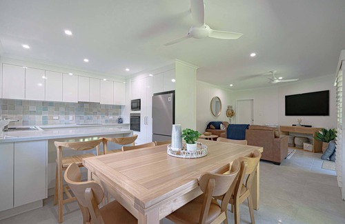 Mission Beach Apartment | Liana One Coastal Mission Vibe