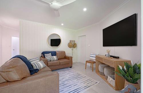 Mission Beach Apartment | Liana One Coastal Mission Vibe