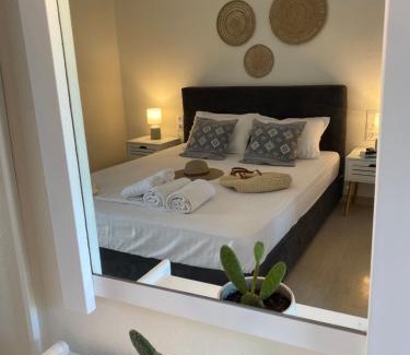 Anthousa House | Libera Private Rooms