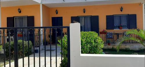 Lefkimmi House | Liberty Homes ,Ai Gordis Notou