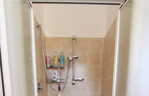 Foligno Apartment | "Liberty House" - Single - room "Giallo Oro"