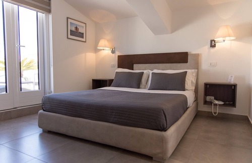 Milazzo House | Liberty Palace