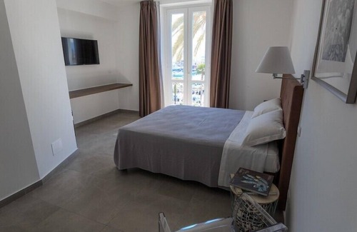 Milazzo House | Liberty Palace