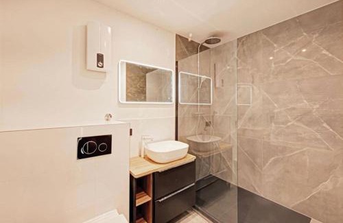 Oberhausen Apartment | LIBORIA I Über den Dächern Augsburgs