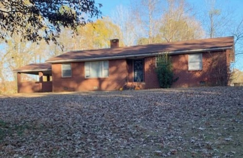 Tie Plant House | Lida's Place - 3 BR 2 BA Ranch House - 7.6 miles to Grenada Lake