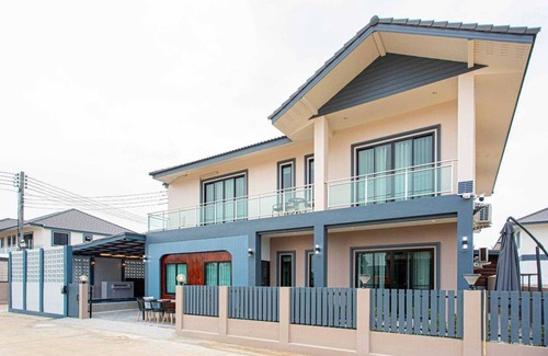 Nong Chom Villa | LidaPoolVilla ChiangMai
