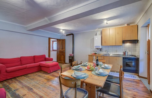 Sauze d'Oulx Apartment | Lidia’s Lodge Apartment, Sauze d'Oulx, Italy