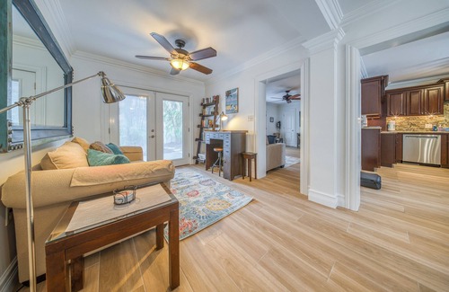 Sarasota House | Lido/Sarasota, walk to Beach &St. Armands, HEATED POOL home w/grill