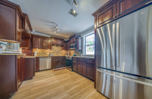 Sarasota House | Lido, walk to Lido Beach/St. Armands, HEATED POOL 3 BR home w/grill