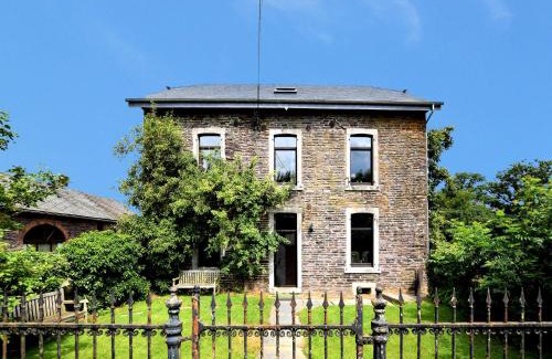 Menil House | Lierneux Forest View Lodge