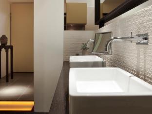 Ekali Hotel | Life Gallery Athens