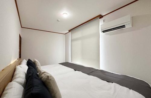 Hiroshima City Centre Apartment | Life Gate - Expansive 4BR Apartment in Vibrant Nakamachi