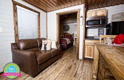 Hamlin Apartment | Life's Suites